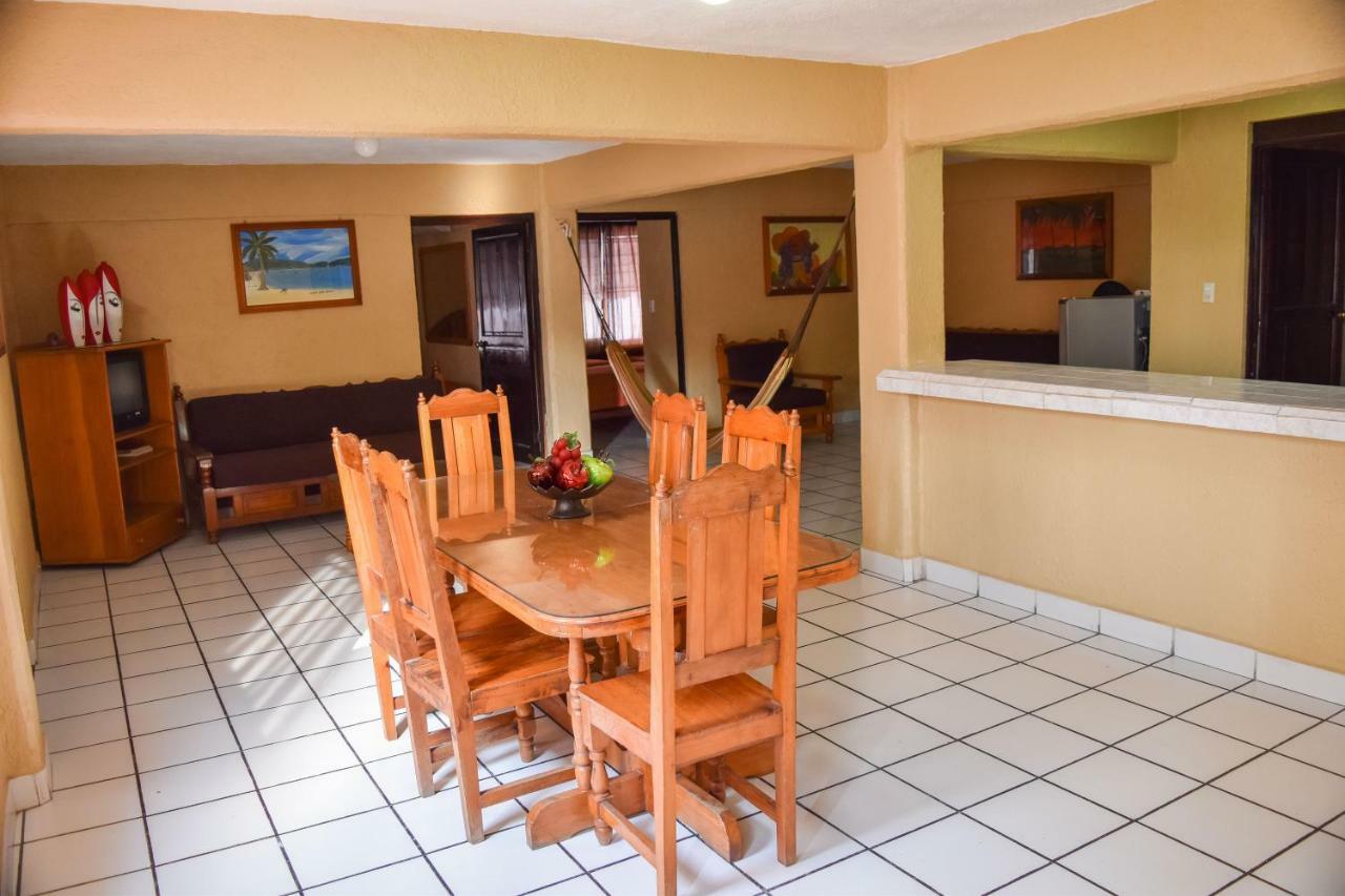 Hotel Gaby Inn Zihuatanejo Esterno foto